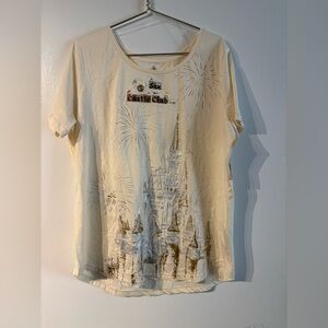 Disney Six Castle Club T Shirt Womens XL NWT Parks Castle Graphic Tee